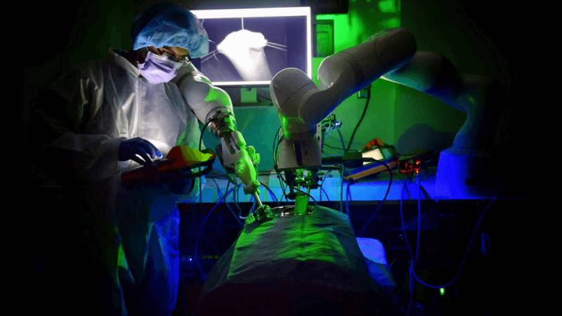 Smart Tissue Autonomous Robot for Autonomous Laparoscopic Soft Tissue Anastomosis [Image Source: Research Paper]