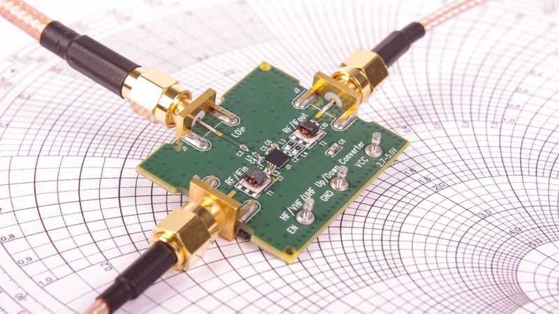 Amplifier Simulation in RF PCB