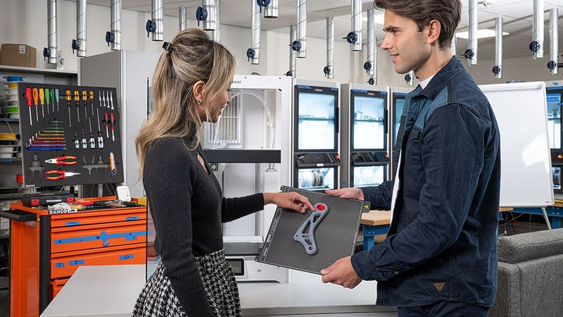 3D Printing vs CNC: Comparing Additive and Subtractive Manufacturing