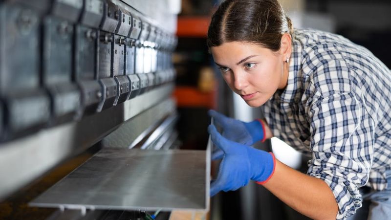 An Engineers' Guide to Bending Sheet Metal