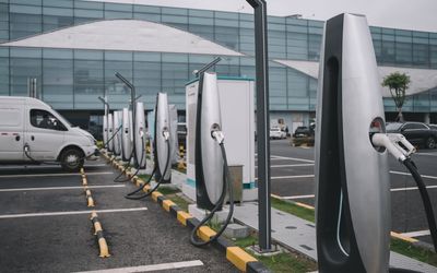Enhancing EV Charging Infrastructure with Precision Timing of The RTC Modules