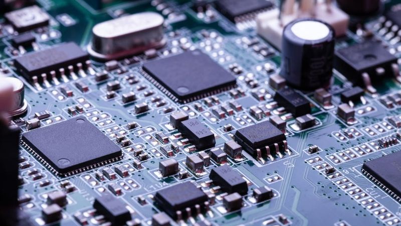 SMT PCB Assembly: A Comprehensive Guide to Surface Mount Technology in Electronics