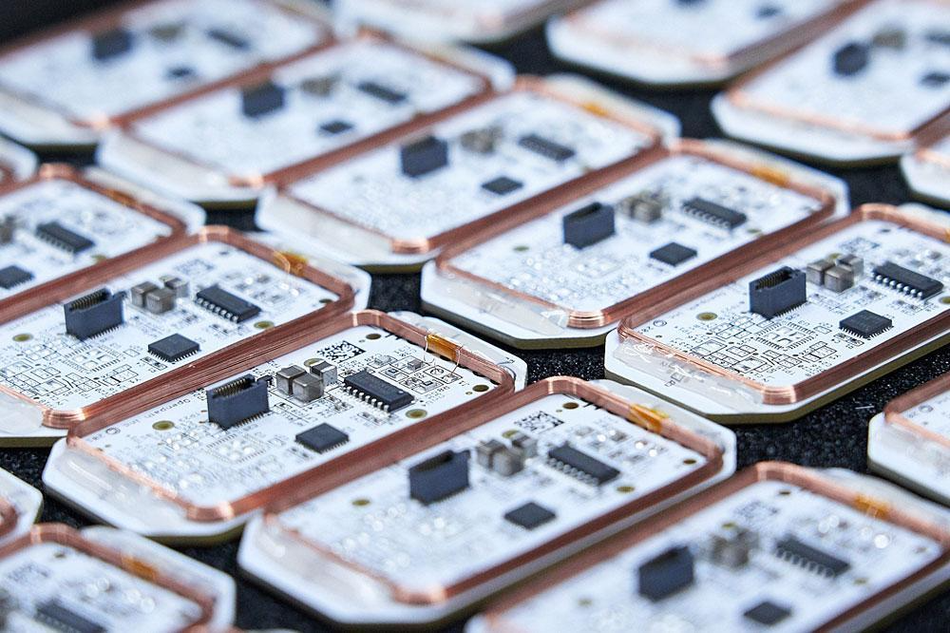 Rapid PCB Prototyping with Cloud Manufacturing