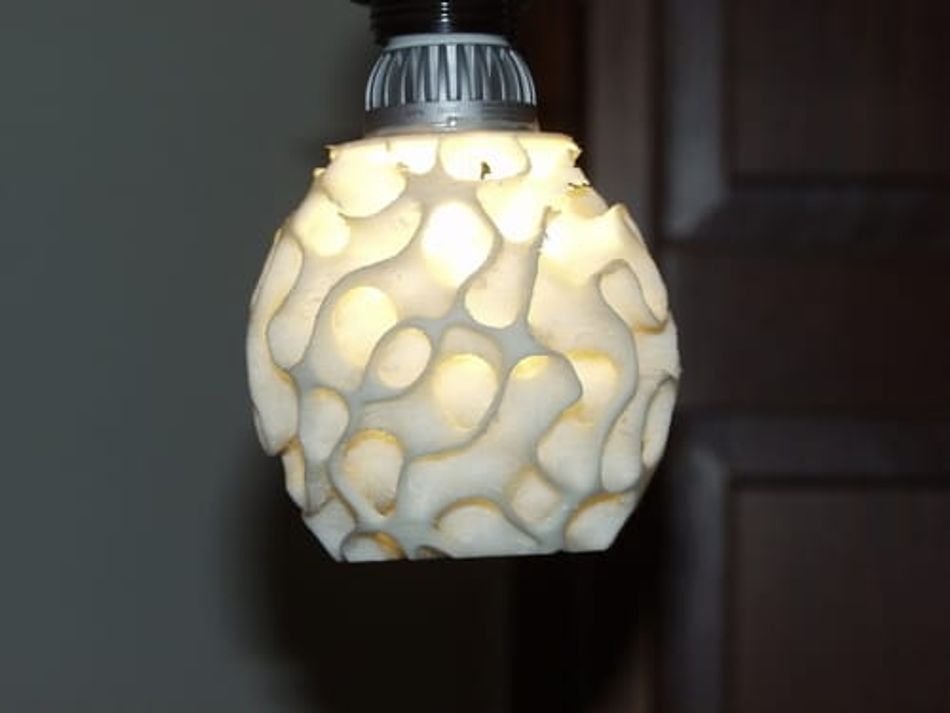 3D printed lamp with gyroid infill