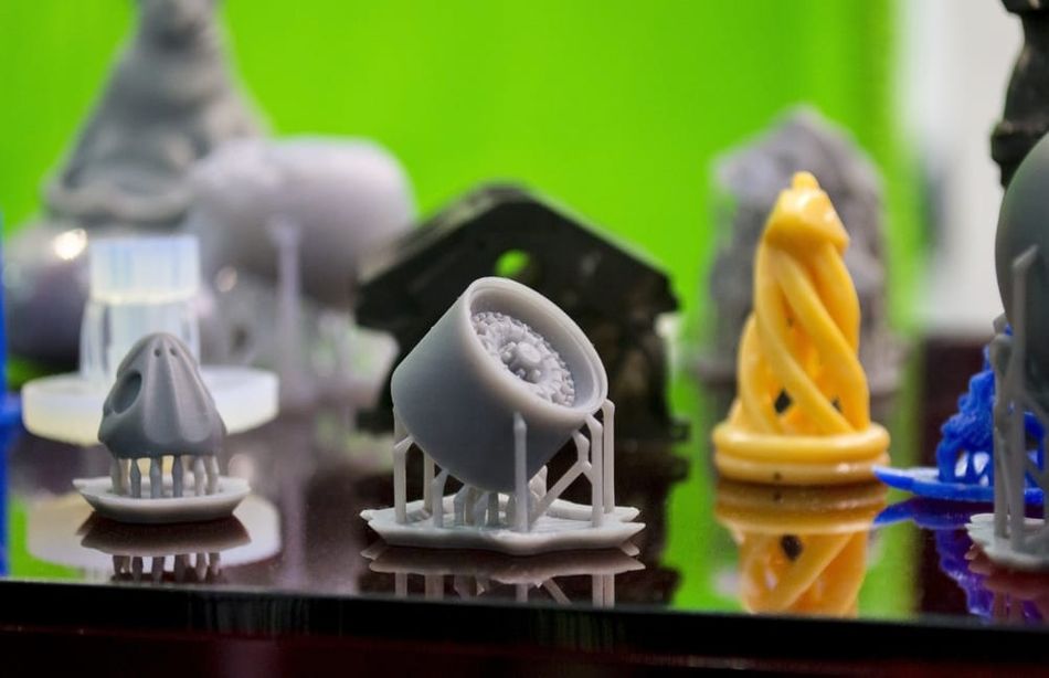 Selection resin 3D prints with supports