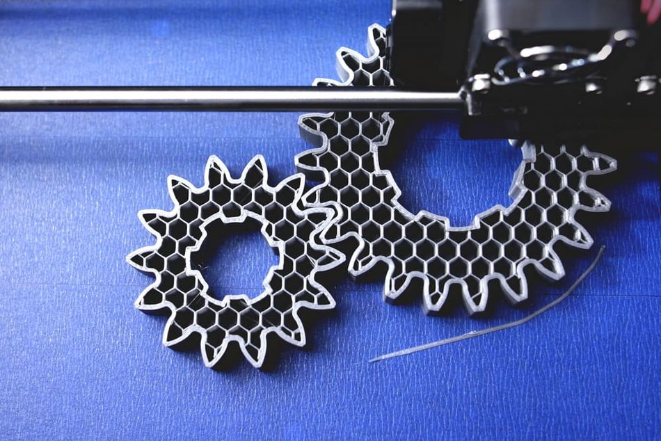 3D printed gears with infill on blue tape