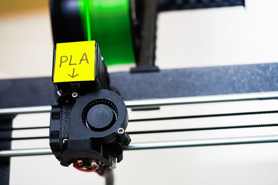 3D printer and PLA filament