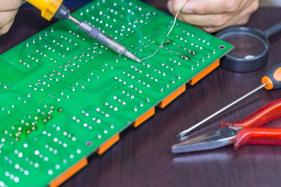 Comparing the Contrasts: Lead Based vs. Lead-Free Solder