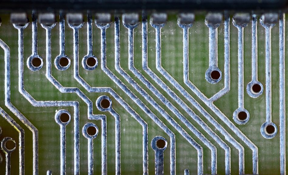 Traces or tracks in a PCB