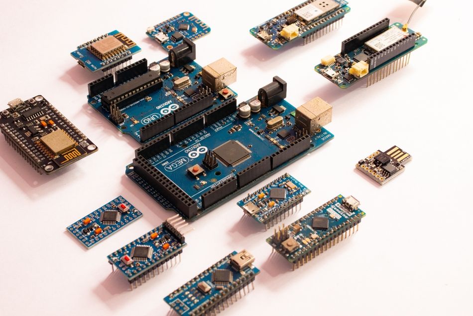 Types of Arduino Microcontroller Boards including Arduino UNO, Mega, Nano etc