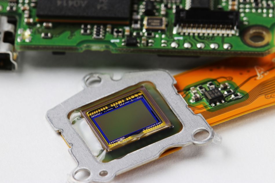 Digital Micromirror Device Matrix in Microelectronics