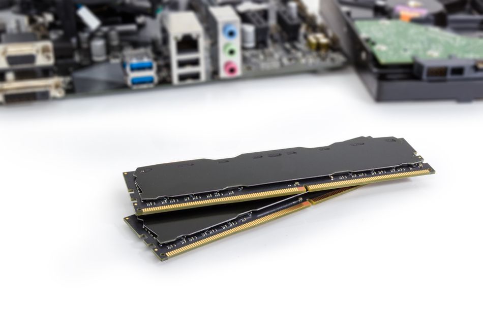 DDR4 SDRAM Memory Modules used in the Desktop Computers, Workstations and Servers