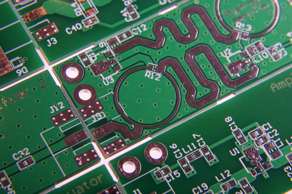Physical layout of an RF circuit