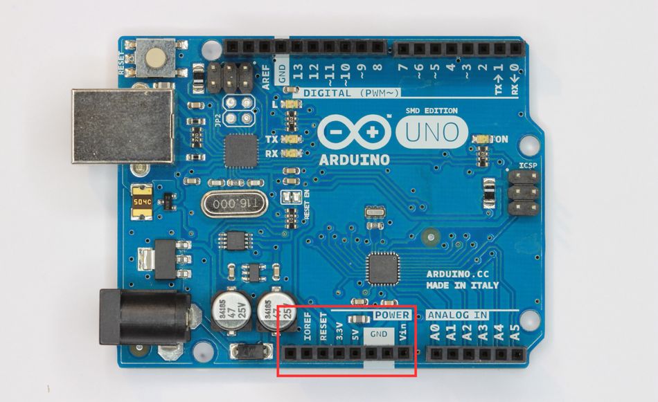 Arduino UNO - Power Supply Pins and Voltage References