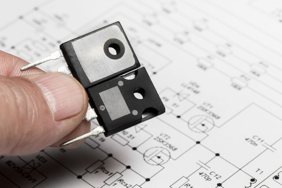 High-Power MOSFET Transistors Packaged in a TO-247 Case
