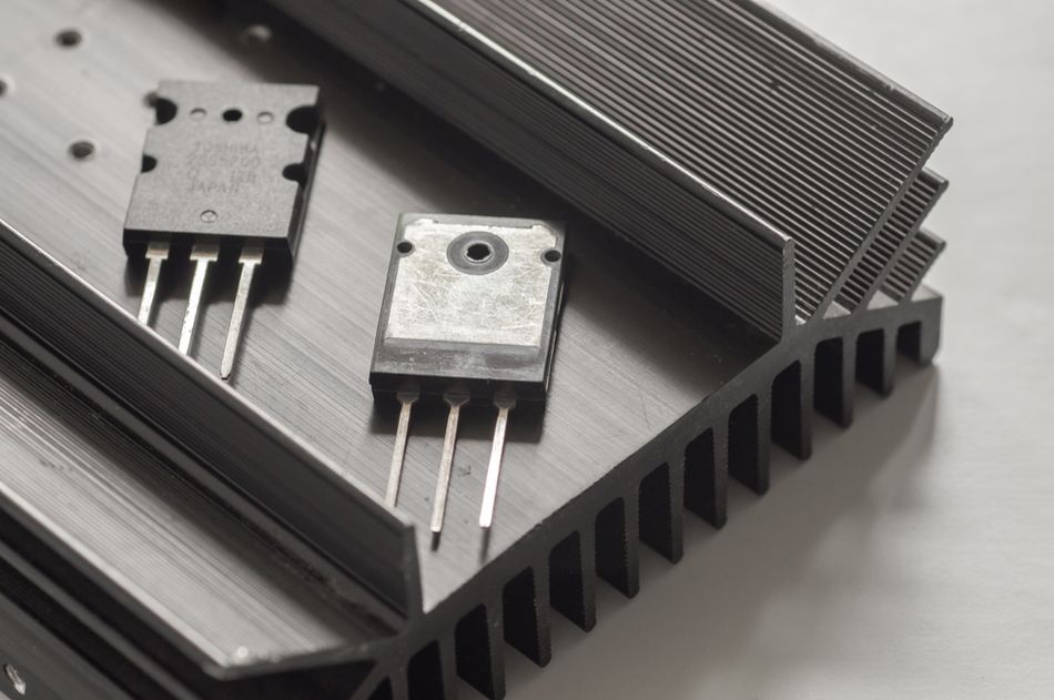 SiC MOSFETs