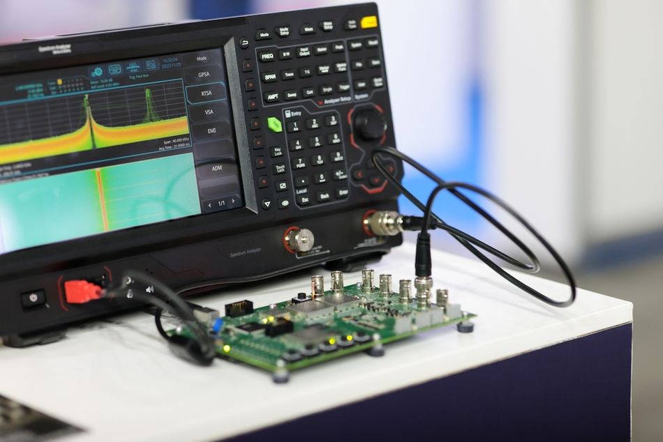 Design verification of RF PCB with a Spectrum Analyzer