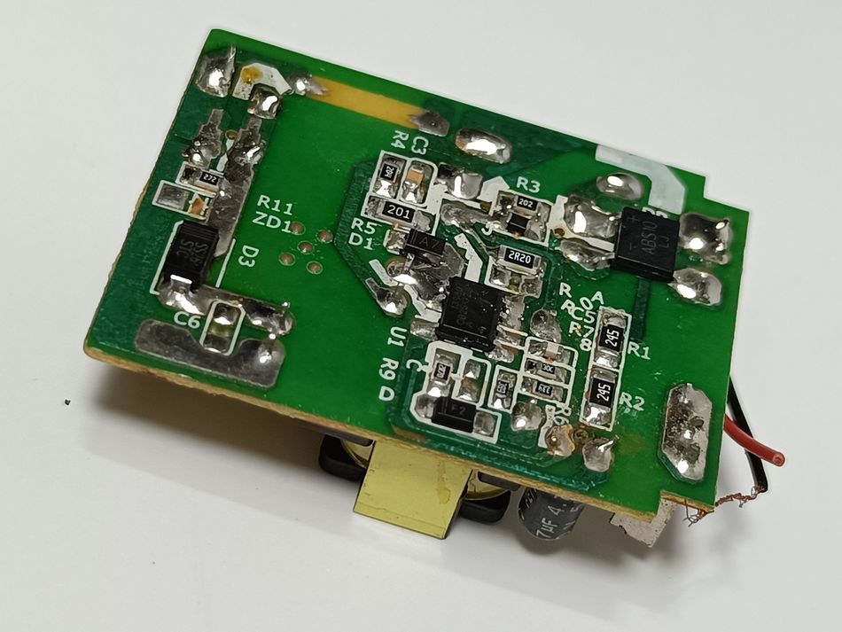 A small voltage amplification circuit