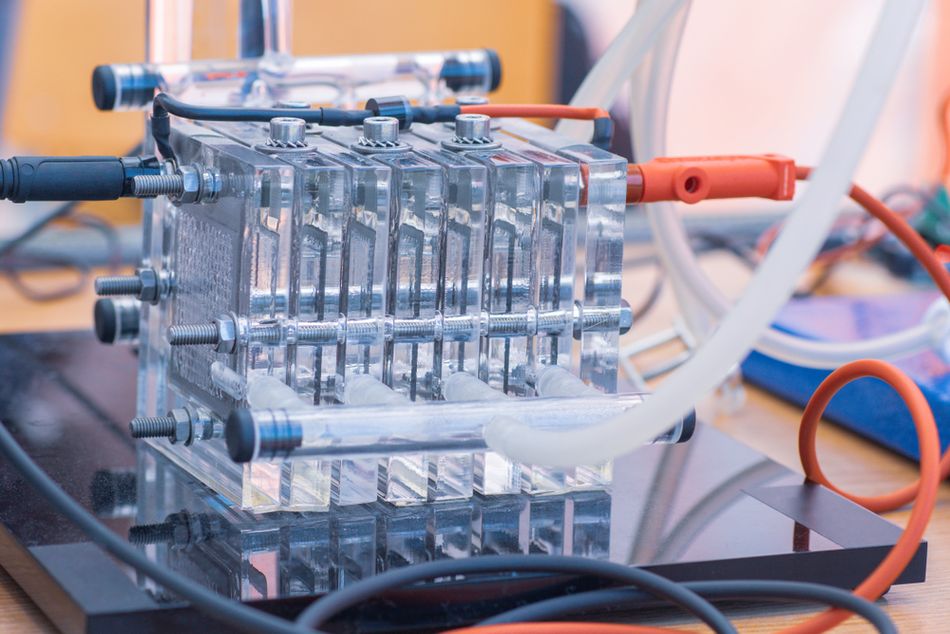 Hydrogen Fuel Cells - Alternative and Clean Source of Energy