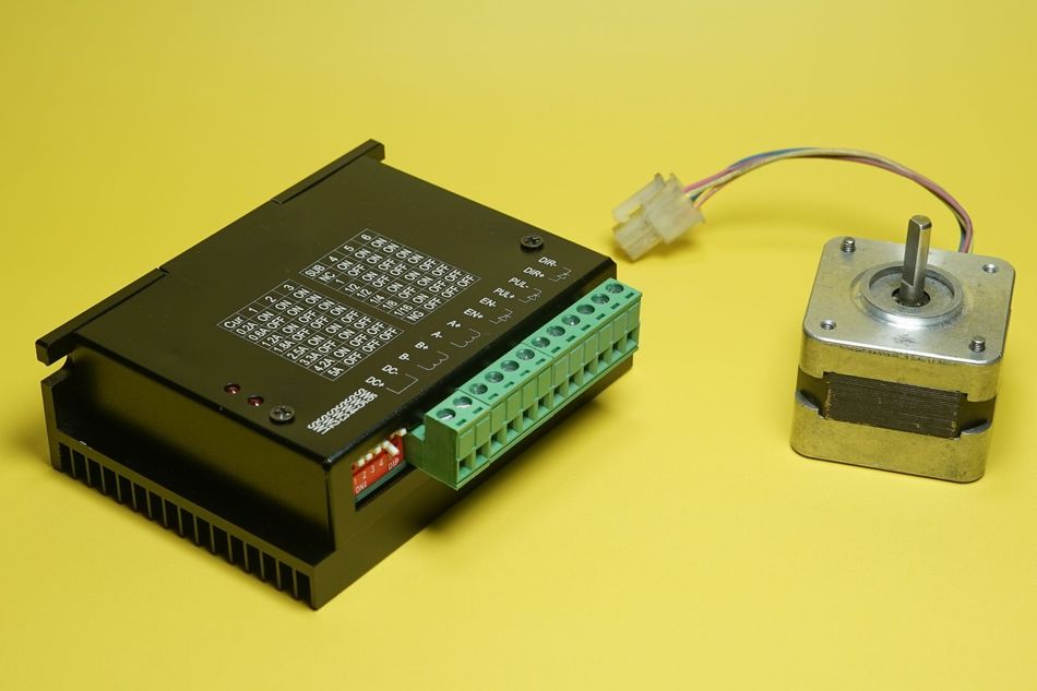Stepper motor driver module for CNC machine 