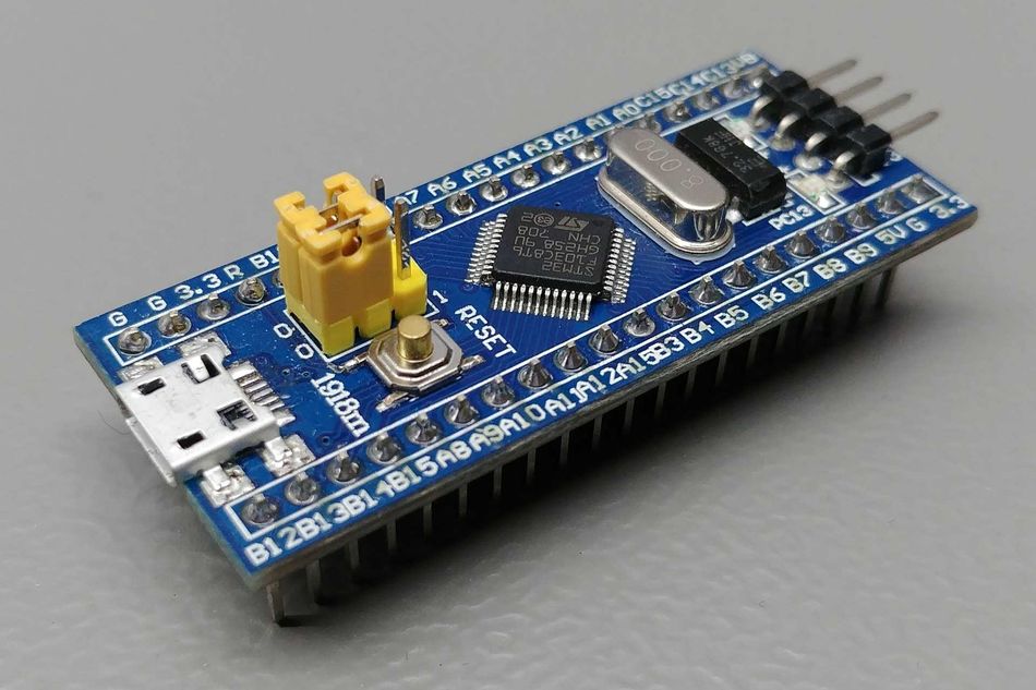 STM32F103C8T6 Blue Pill