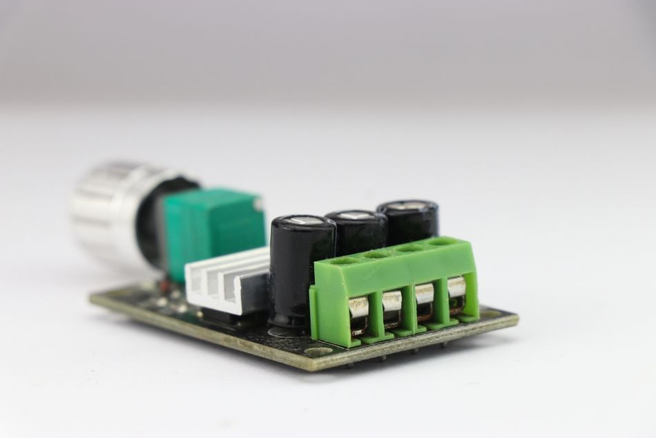 Motor Speed Controller Board that Regulates Motor Speed using PWM Method