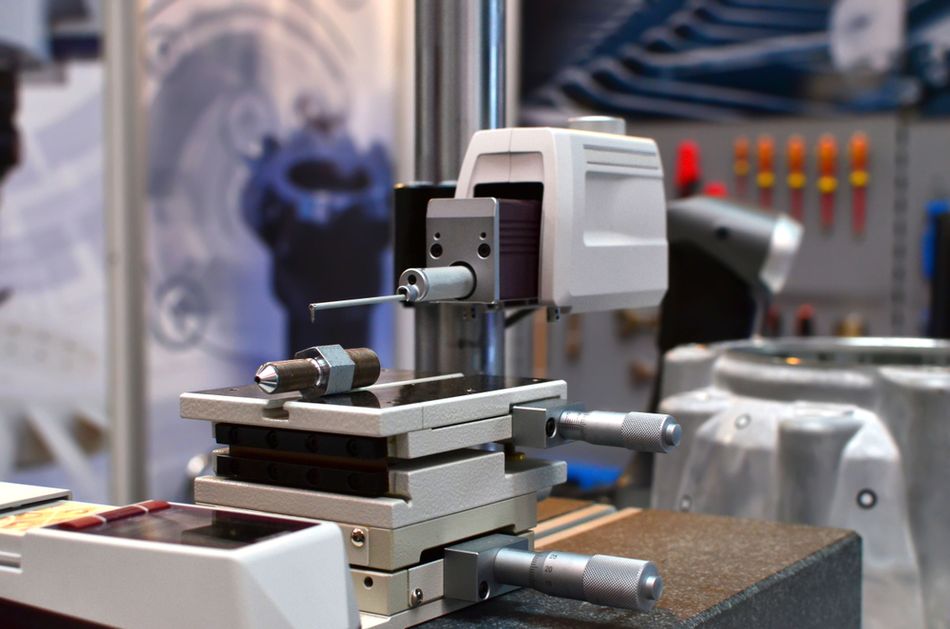 A contact surface roughness tester