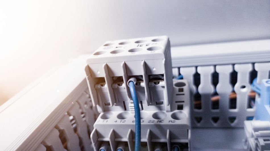 Electrical Magnetic Contactor Relay on the Circuit Control Machine